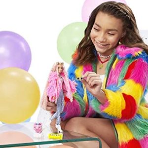 Barbie Xtra Fluffy Pink Jacket Doll 3